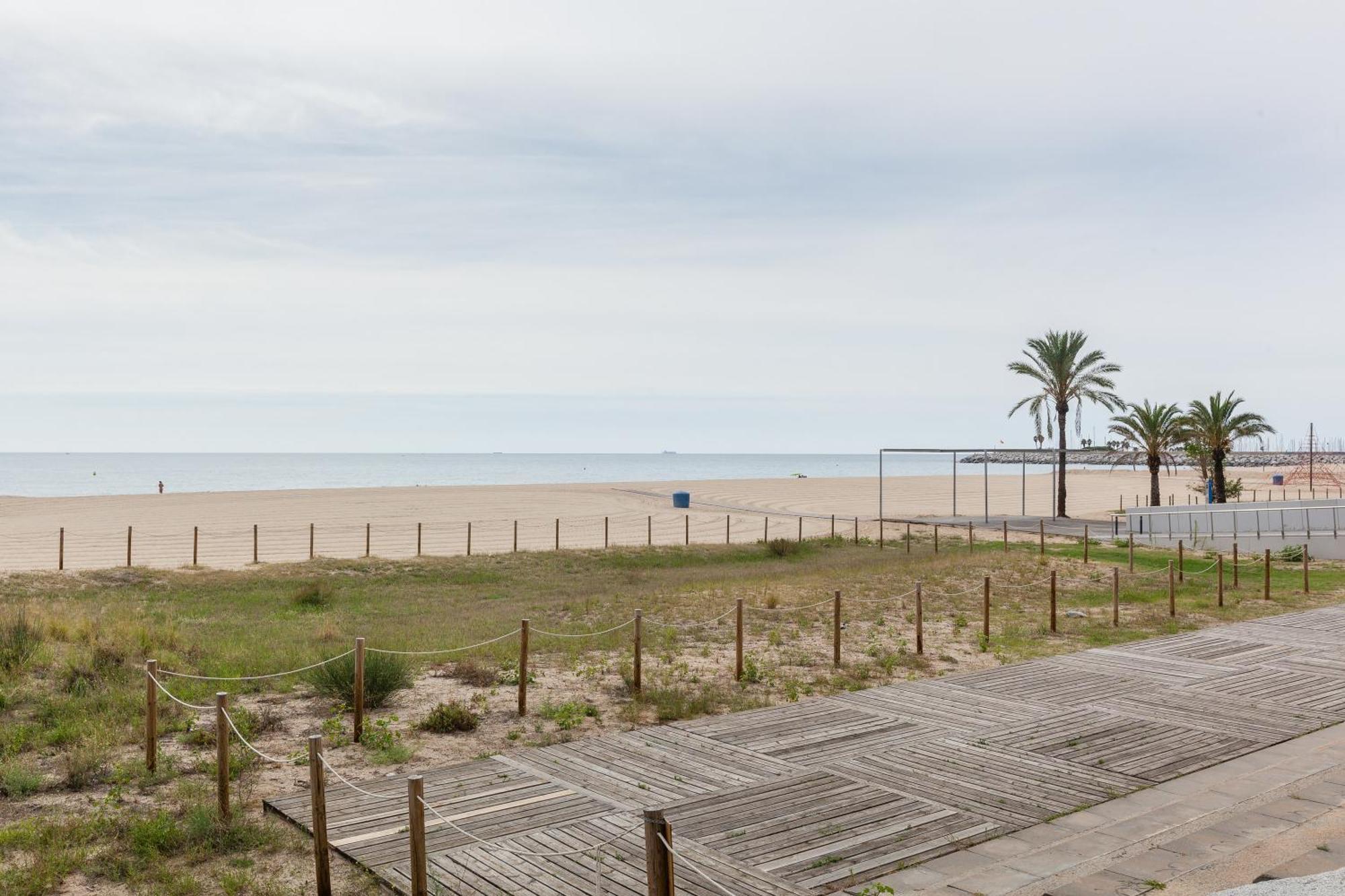 Sant Pere Apartment มาตาโร ภายนอก รูปภาพ